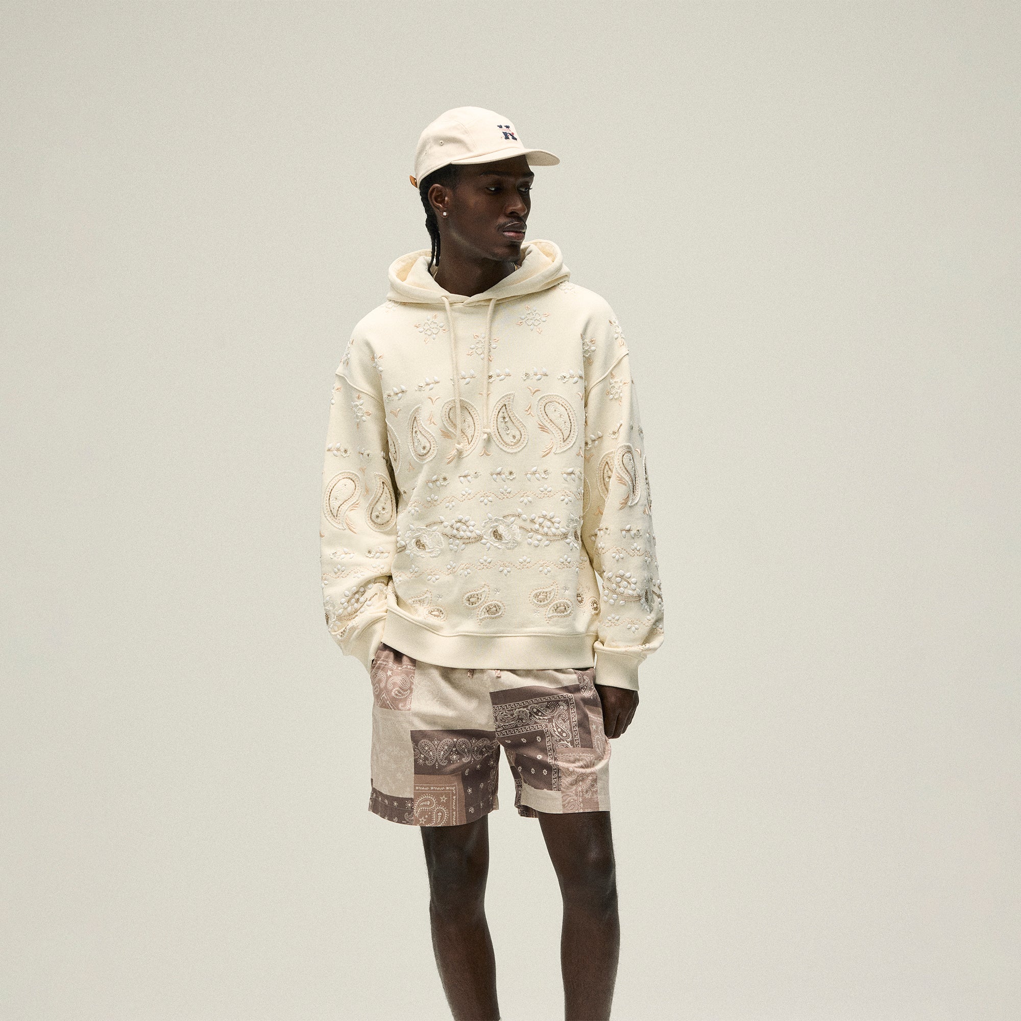 &Kin Paisley Floral Williams III Hoodie - Sandrift | Kith Sandrift