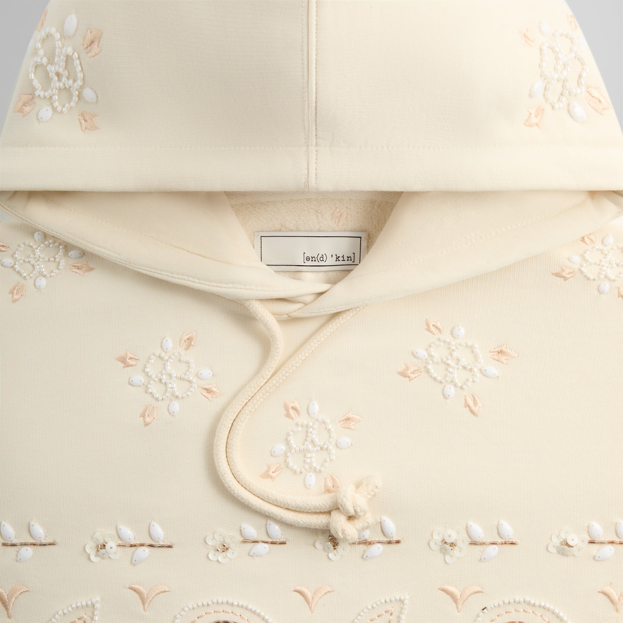 &Kin Paisley Floral Williams III Hoodie - Sandrift | Kith Sandrift