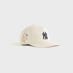 Kith Kids for the New York Yankees Floral Hitch Snapback - Sandrift | Kith Sandrift