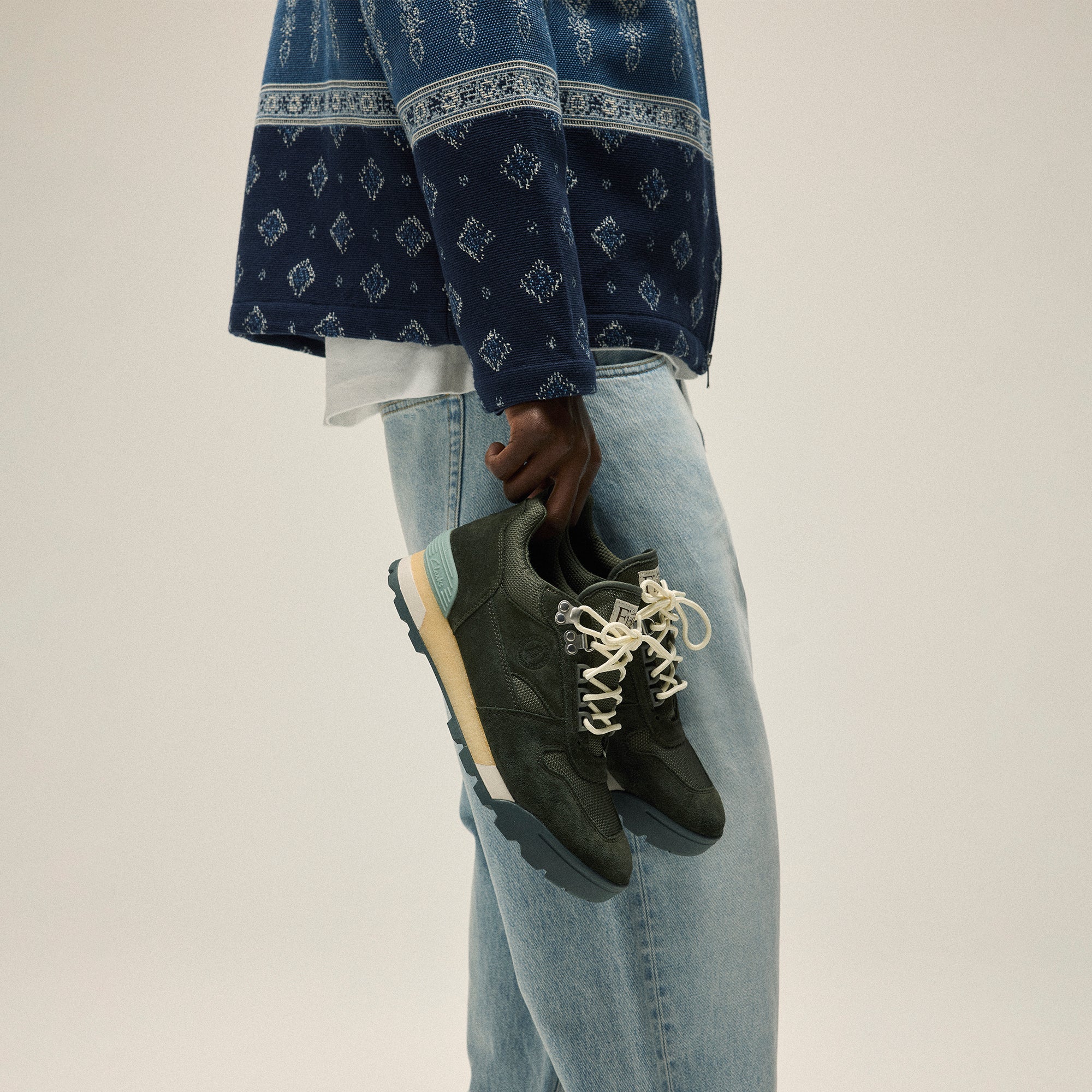 8th St by Ronnie Fieg for Clarks Originals Laddow - Dark Olive Combi | Kith Dark Olive Combi
