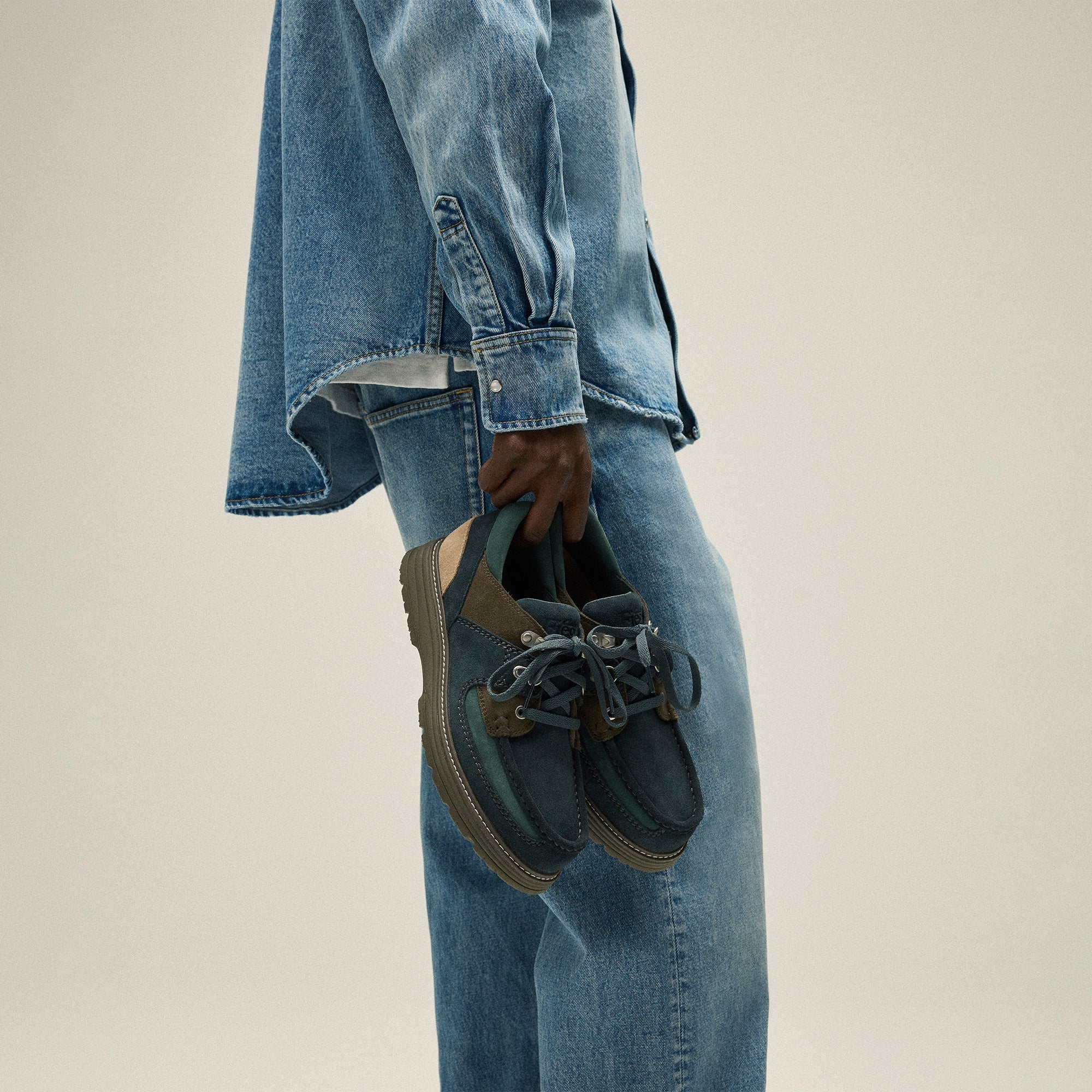 8th St by Ronnie Fieg for Clarks Originals Sunderland - Dark Teal Comb | Kith Dark Teal Combi