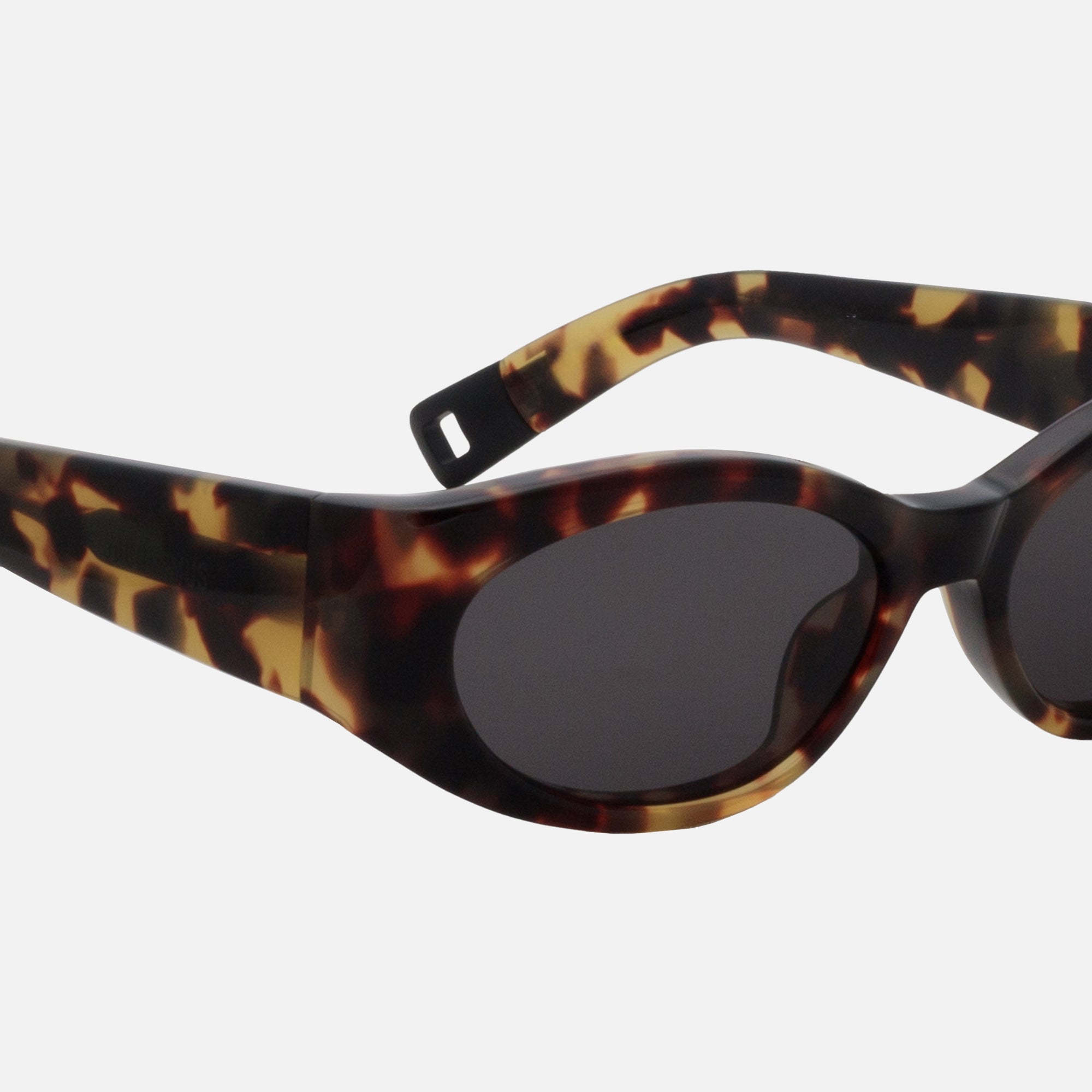 Jacquemus Ovalo Sunglasses - T-Shell Grey | Kith T-Shell Grey