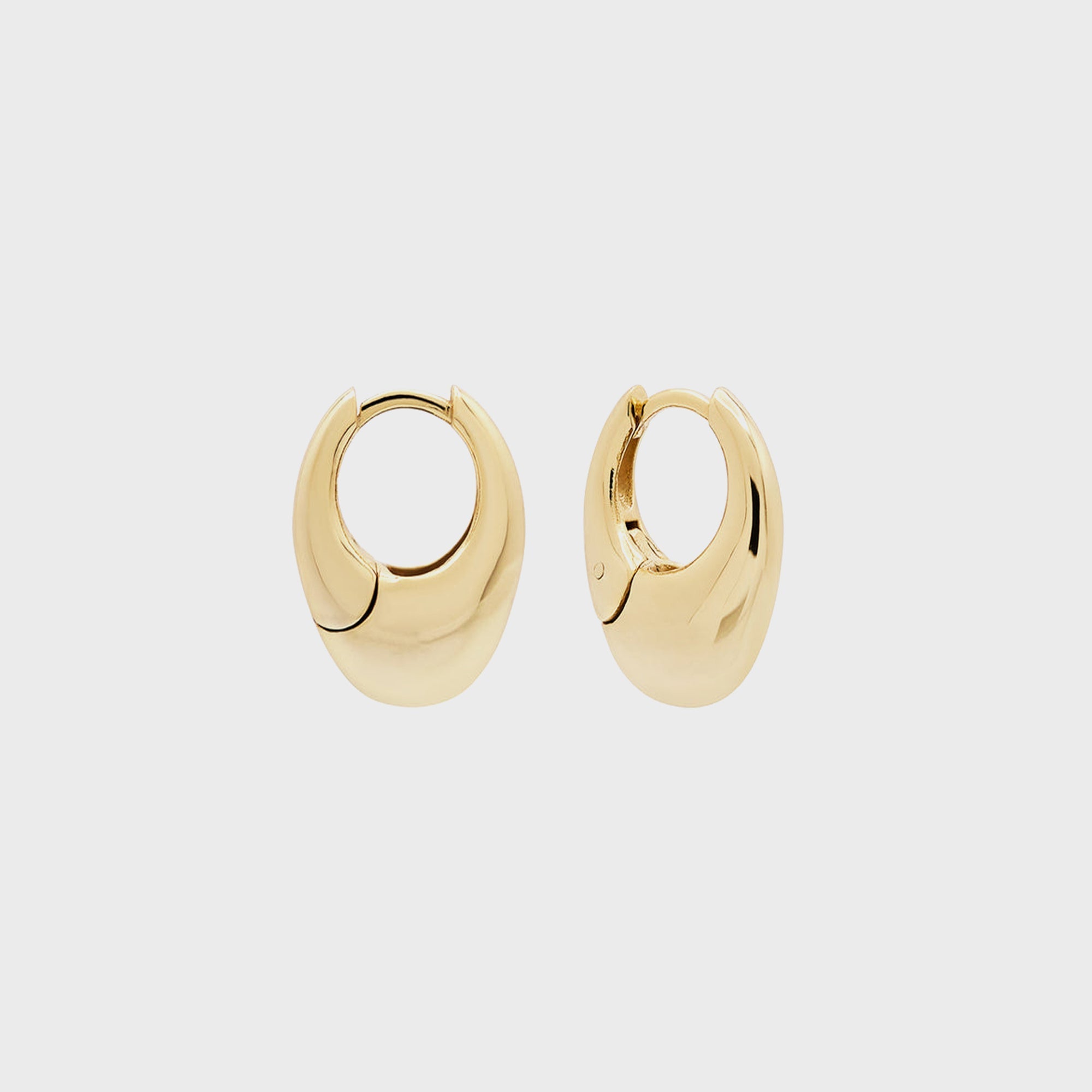 SHASHI Carter Hoop Earring - Gold | Kith Gold
