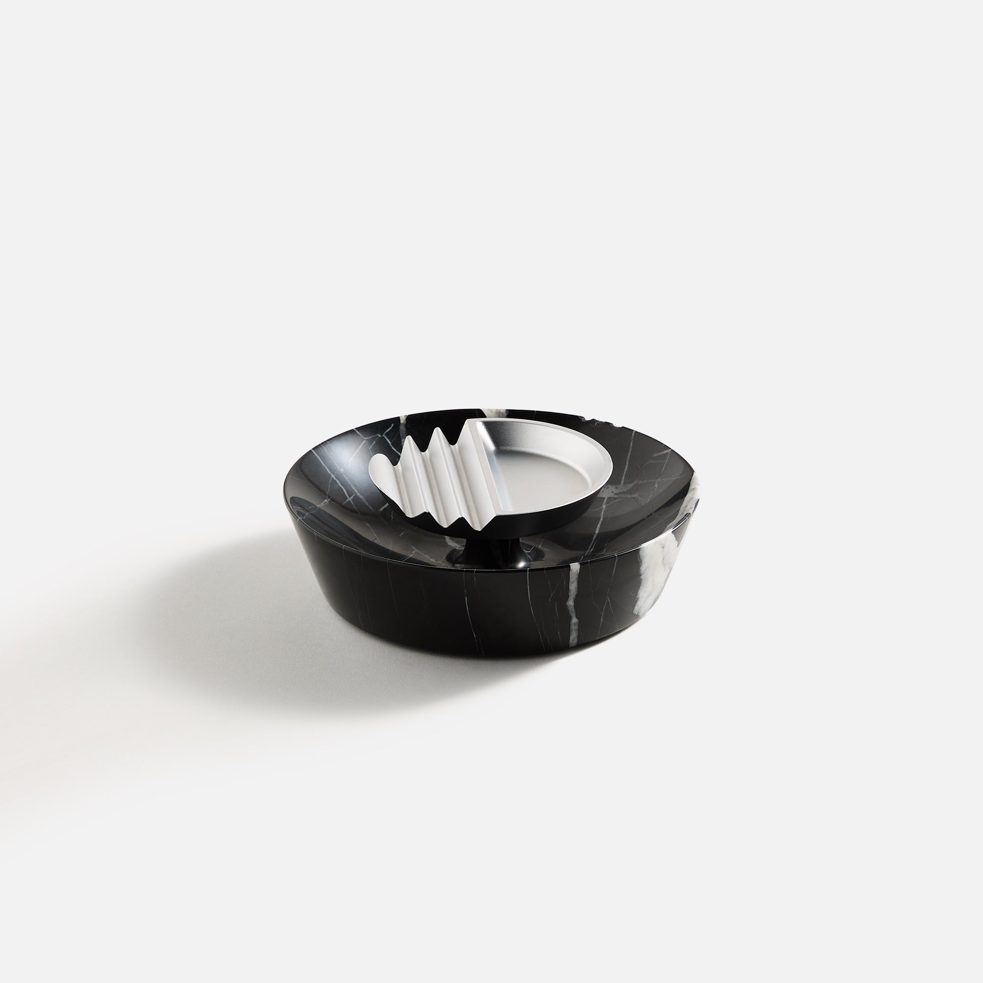 Houseplant Ridge Ashtray - Black | Kith Black