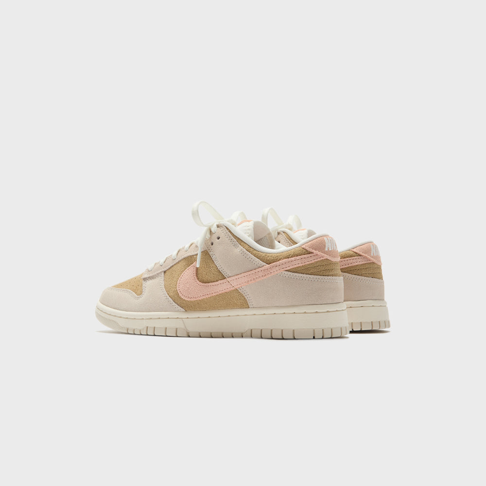 Nike WMNS Dunk Low - Phantom / Parachute Beige / Sail / Washed Coral | Kith Phantom / Parachute Beige / Sail / Washed Coral