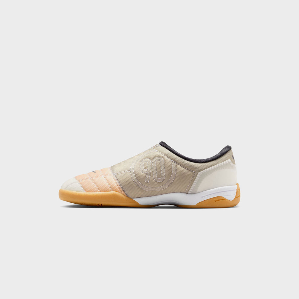 Nike Total 90 3 SP - White / Black / Gum | Kith White / Black / Gum