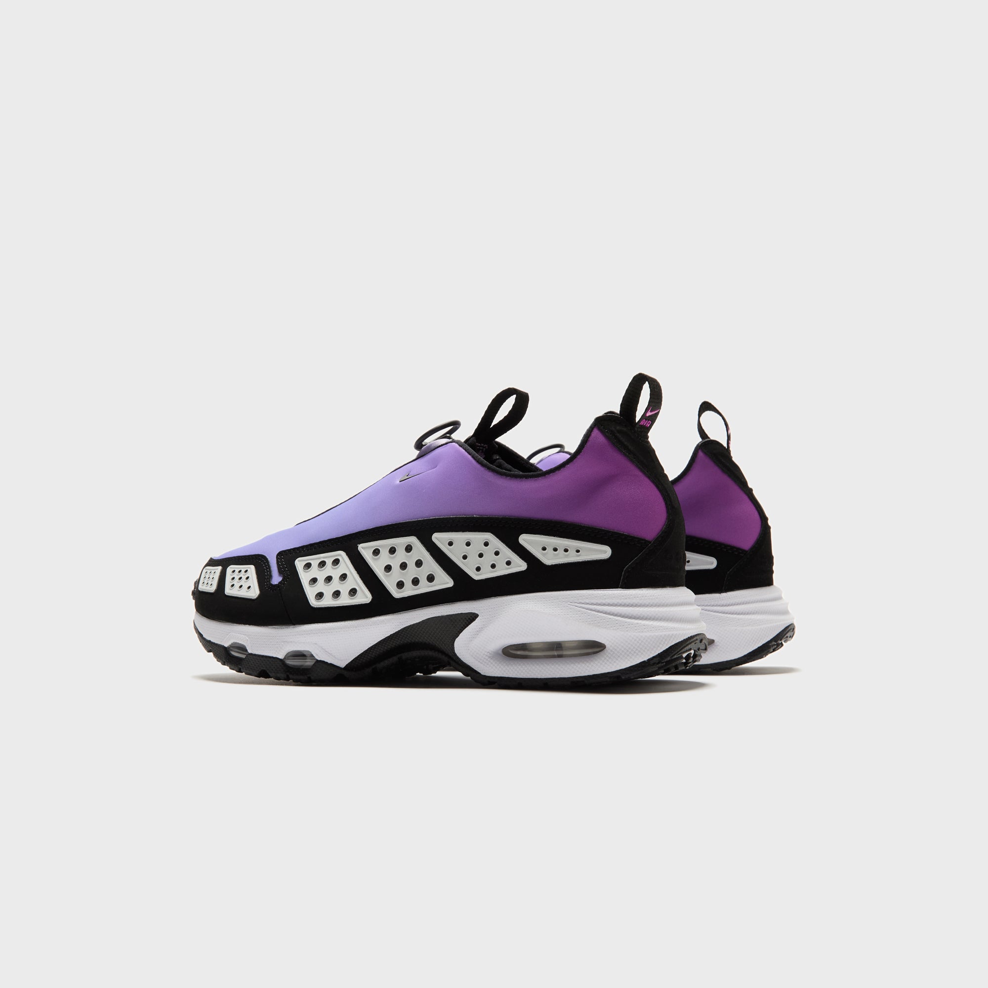 Nike WMNS Air Max SNDR - Hyper Violet / Black / White / Hydrangeas | Kith Hyper Violet / Black / White / Hydrangeas