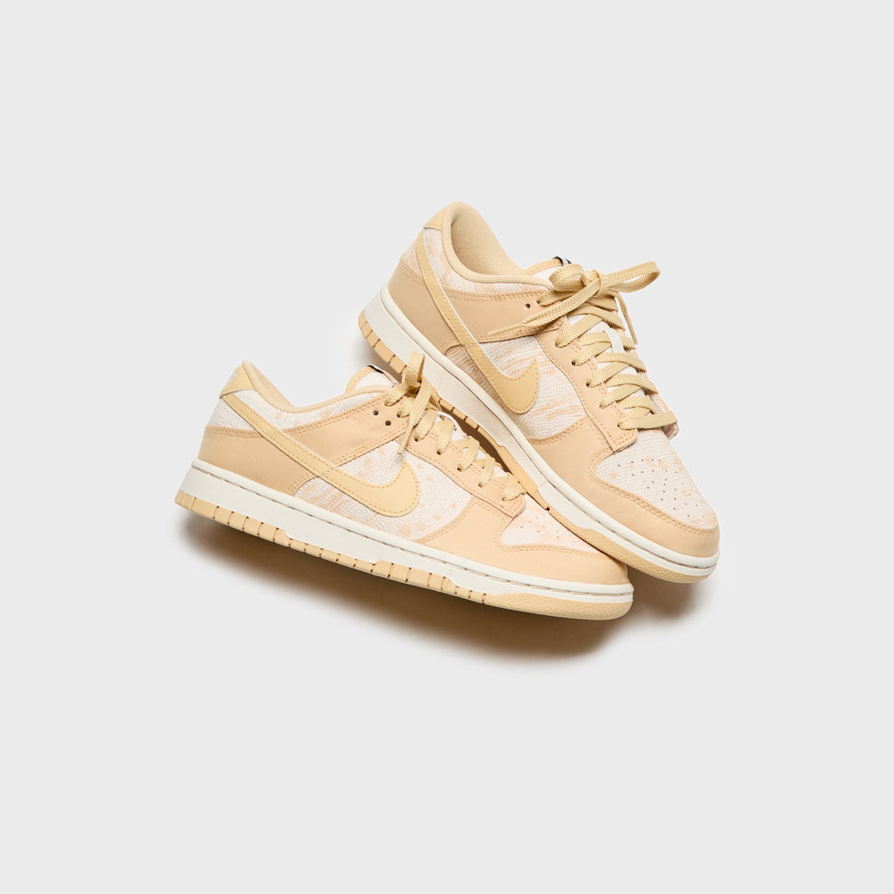 Nike WMNS Dunk Low - Light Orewood Brown / University Red / Black / Se | Kith Light Orewood Brown / University Red / Black / Sesame