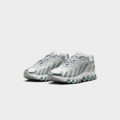Nike WMNS Air Max Dn8 - Wolf Grey / Off-White / Metallic Silver | Kith Wolf Grey / Off-White / Metallic Silver