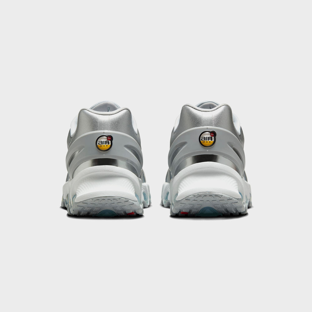 Nike WMNS Air Max Dn8 - Wolf Grey / Off-White / Metallic Silver | Kith Wolf Grey / Off-White / Metallic Silver