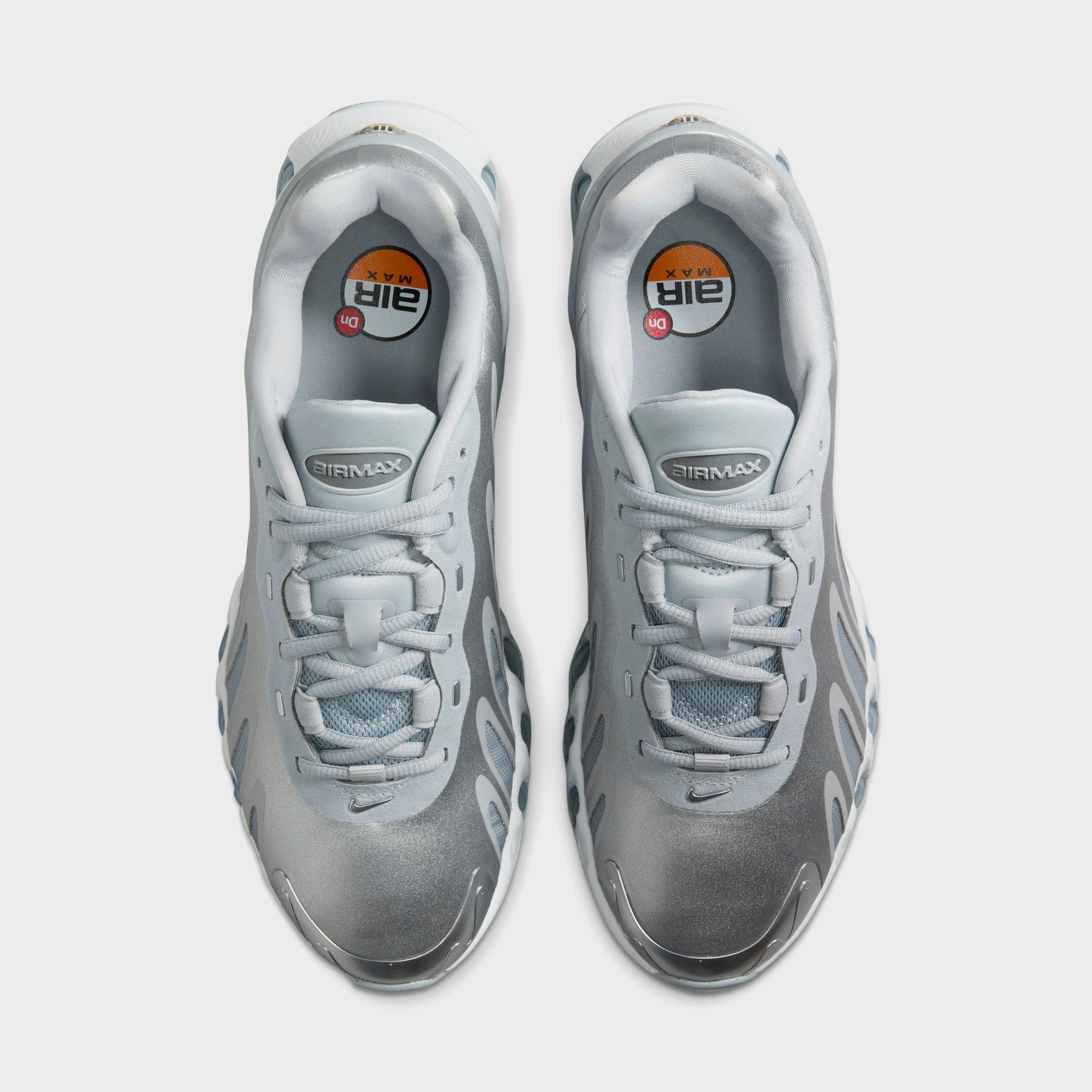Nike WMNS Air Max Dn8 - Wolf Grey / Off-White / Metallic Silver | Kith Wolf Grey / Off-White / Metallic Silver