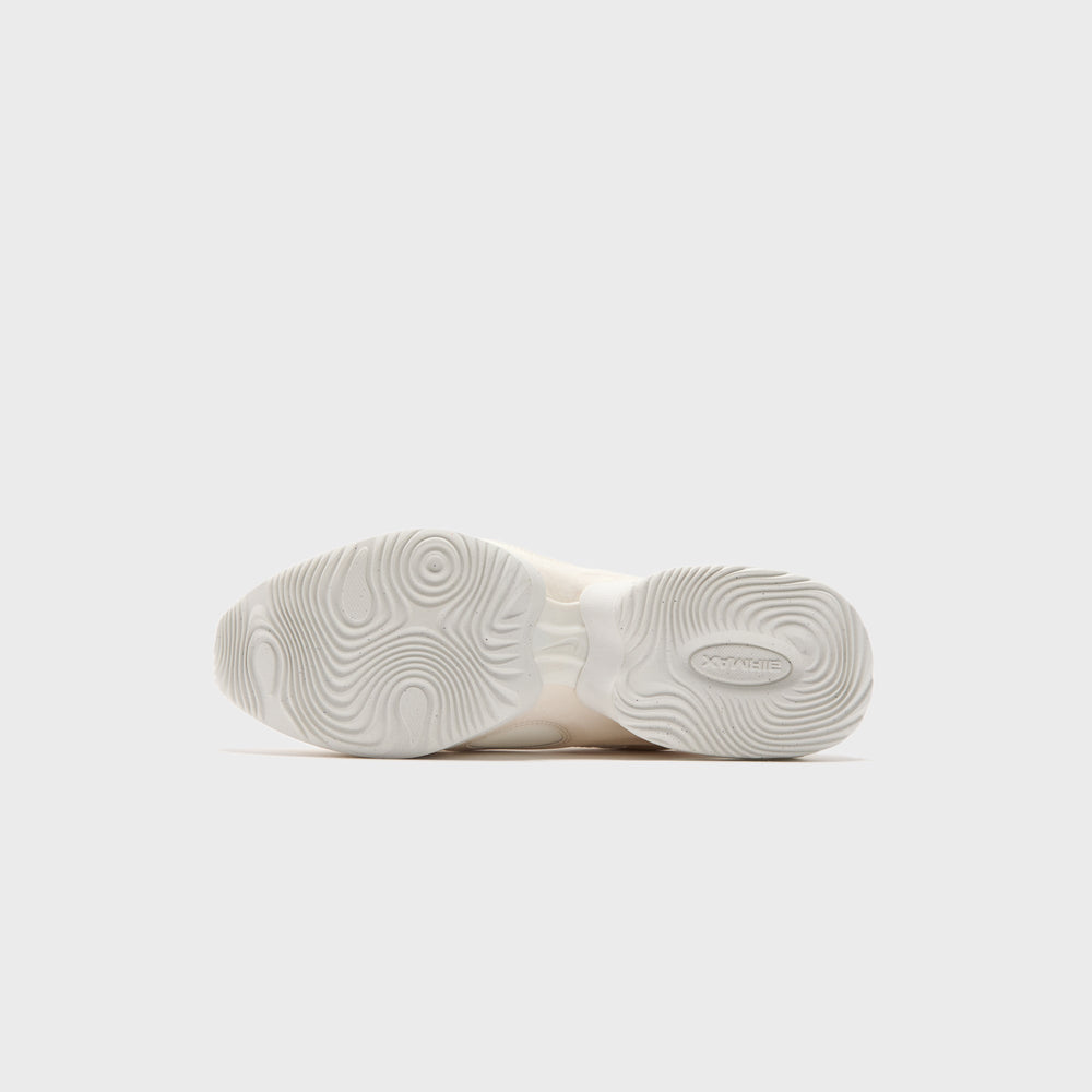 Nike WMNS Air Max Muse - Sail / Pale Ivory / Metallic Silver | Kith Sail / Pale Ivory / Metallic Silver