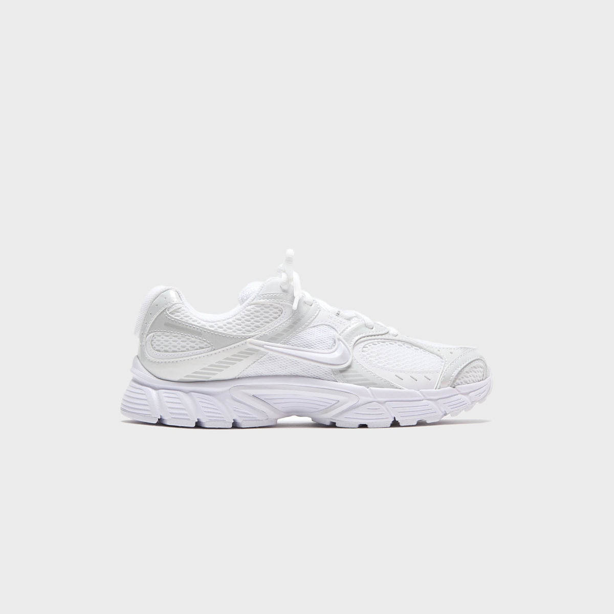 Nike WMNS V5 Rnr - White /Black / Metallic Silver | Kith White /Black / Metallic Silver