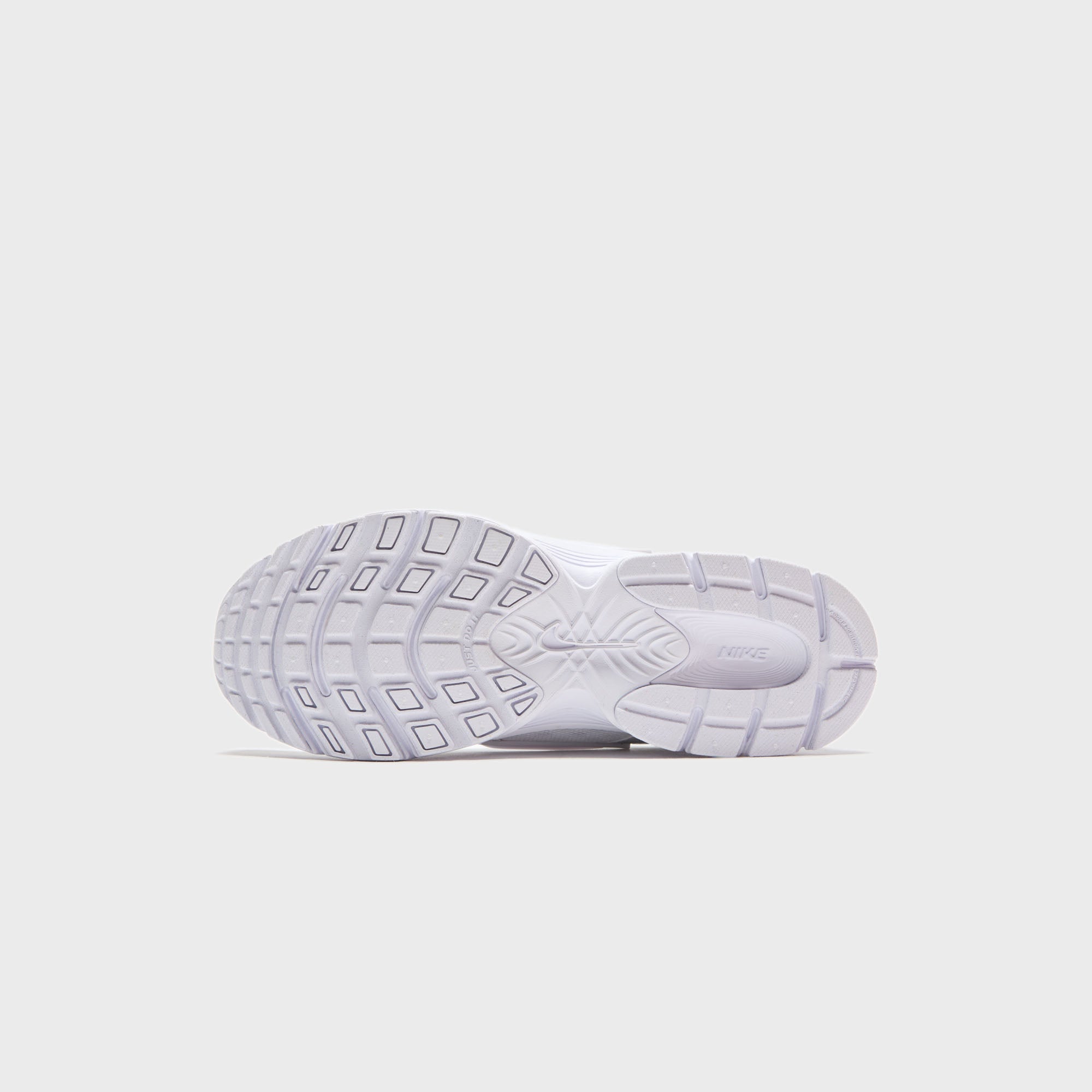 Nike WMNS V5 Rnr - White /Black / Metallic Silver | Kith White /Black / Metallic Silver