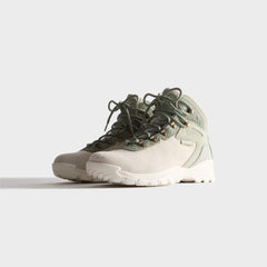 Kith & South2 West8 for Columbia Newton Ridge™ - Dark Stone Safari | Kith Dark Stone Safari