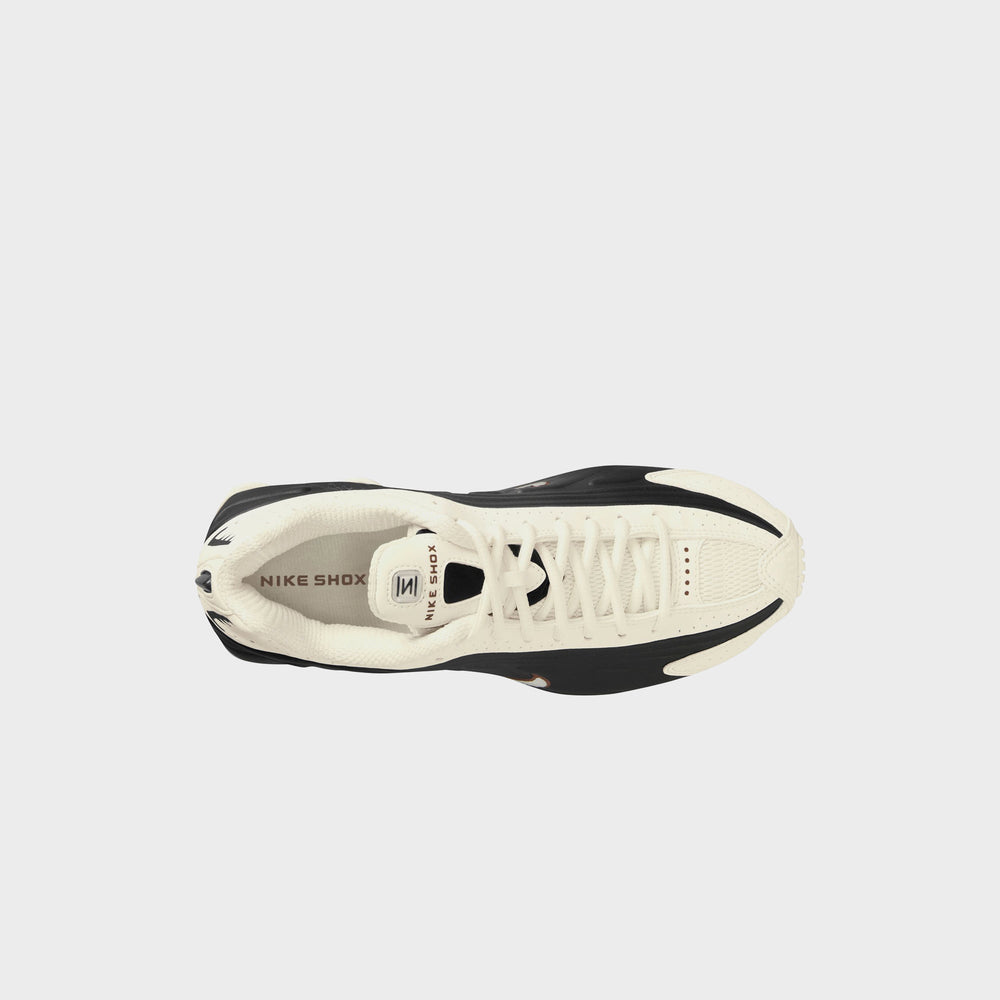 Nike WMNS Shox R4 - Sail / Black / Fauna Brown / Sail | Kith Sail / Black / Fauna Brown / Sail