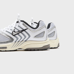 Nike WMNS Air Pegasus 2005 - White / Coconut Milk / Black / Metallic S | Kith White / Coconut Milk / Black / Metallic Silver