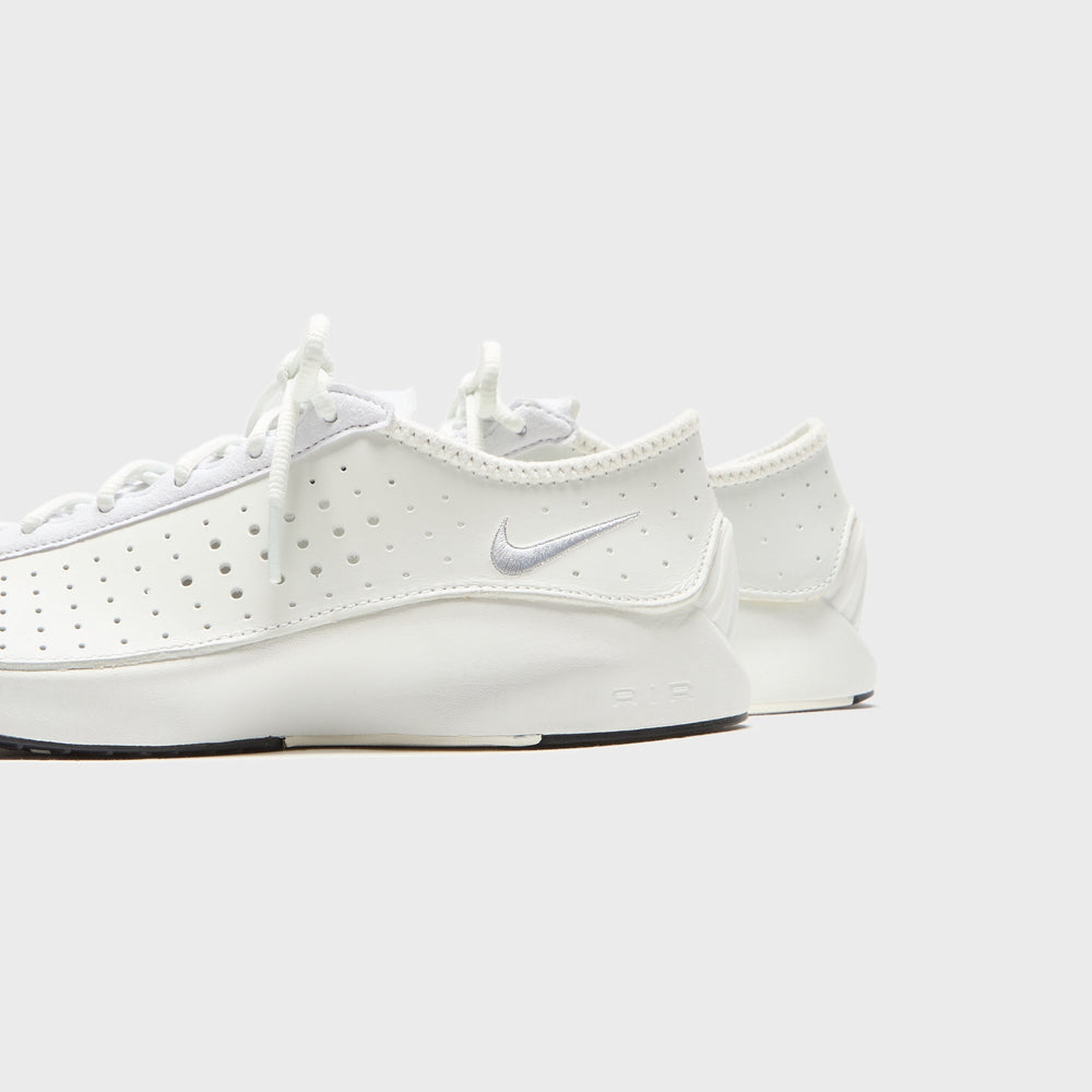 Nike WMNS Air Superfly - White / Metallic Silver / Black / Sail | Kith White / Metallic Silver / Black / Sail