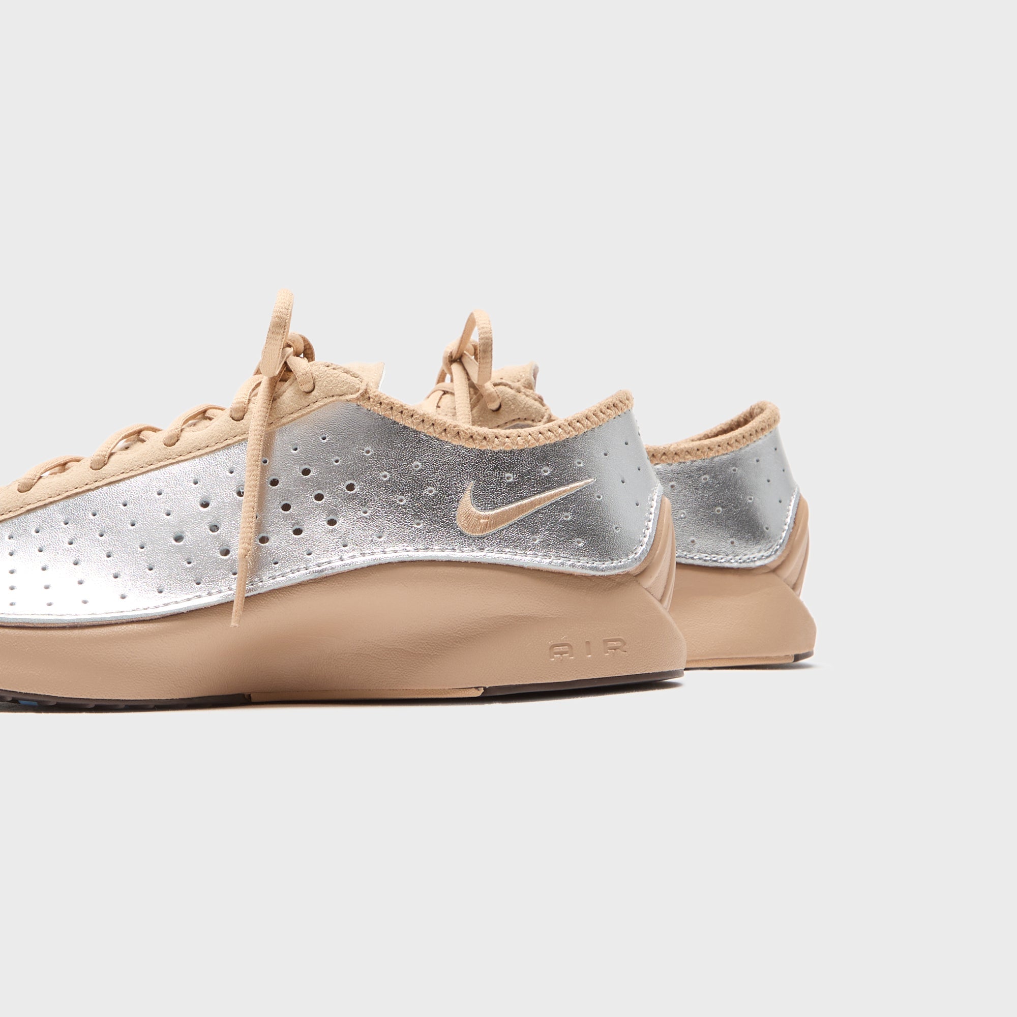 Nike WMNS Air Superfly - Elm Brown / Metallic Silver / Baroque Brown / | Kith Elm Brown / Metallic Silver / Baroque Brown / Sky Blue