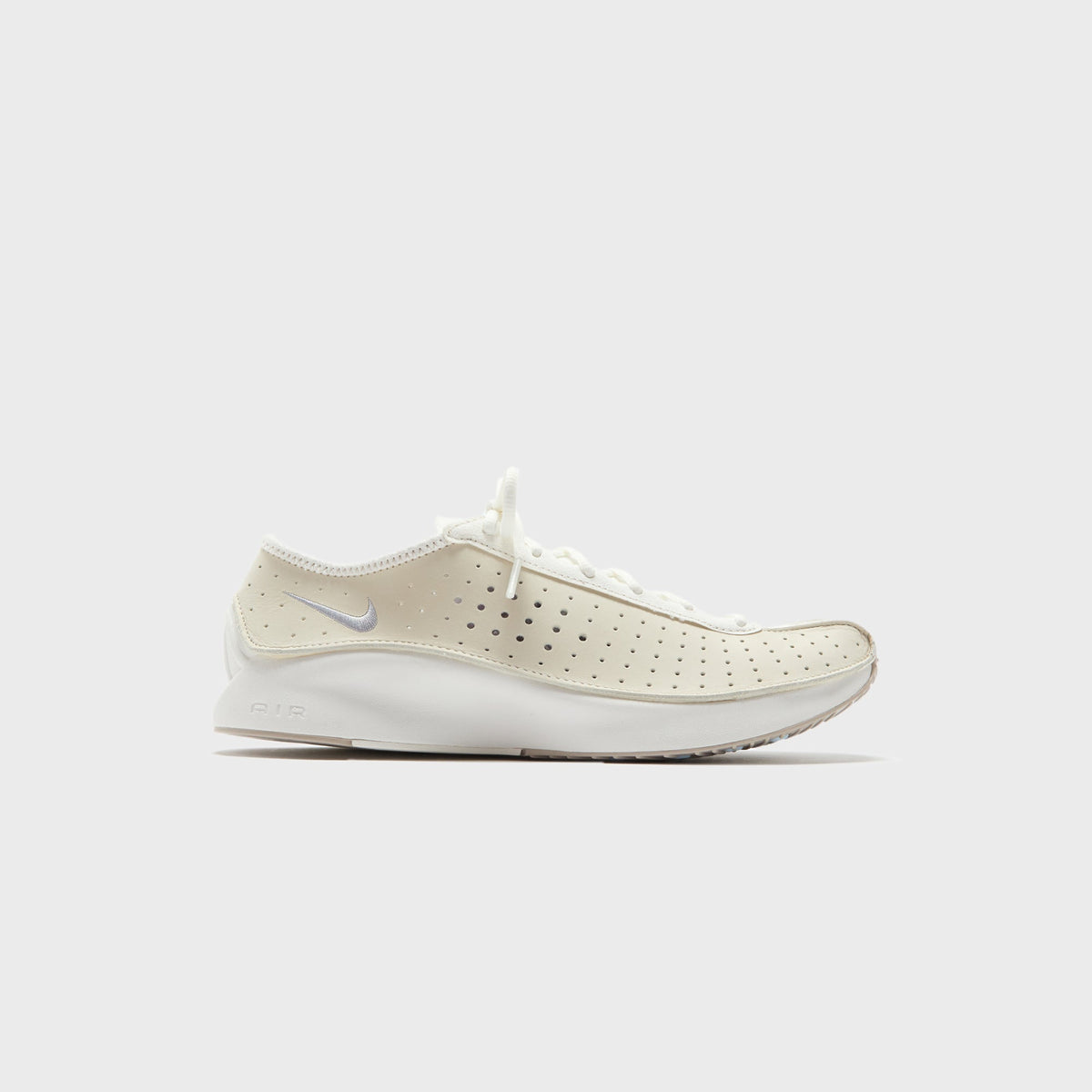 Nike WMNS Air Superfly - Coconut Milk / Metallic Silver | Kith Coconut Milk / Metallic Silver