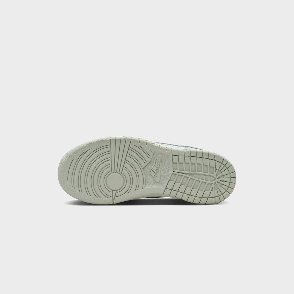 Nike PS Dunk Low - White / Photon Dust / Light Silver | Kith White / Photon Dust / Light Silver