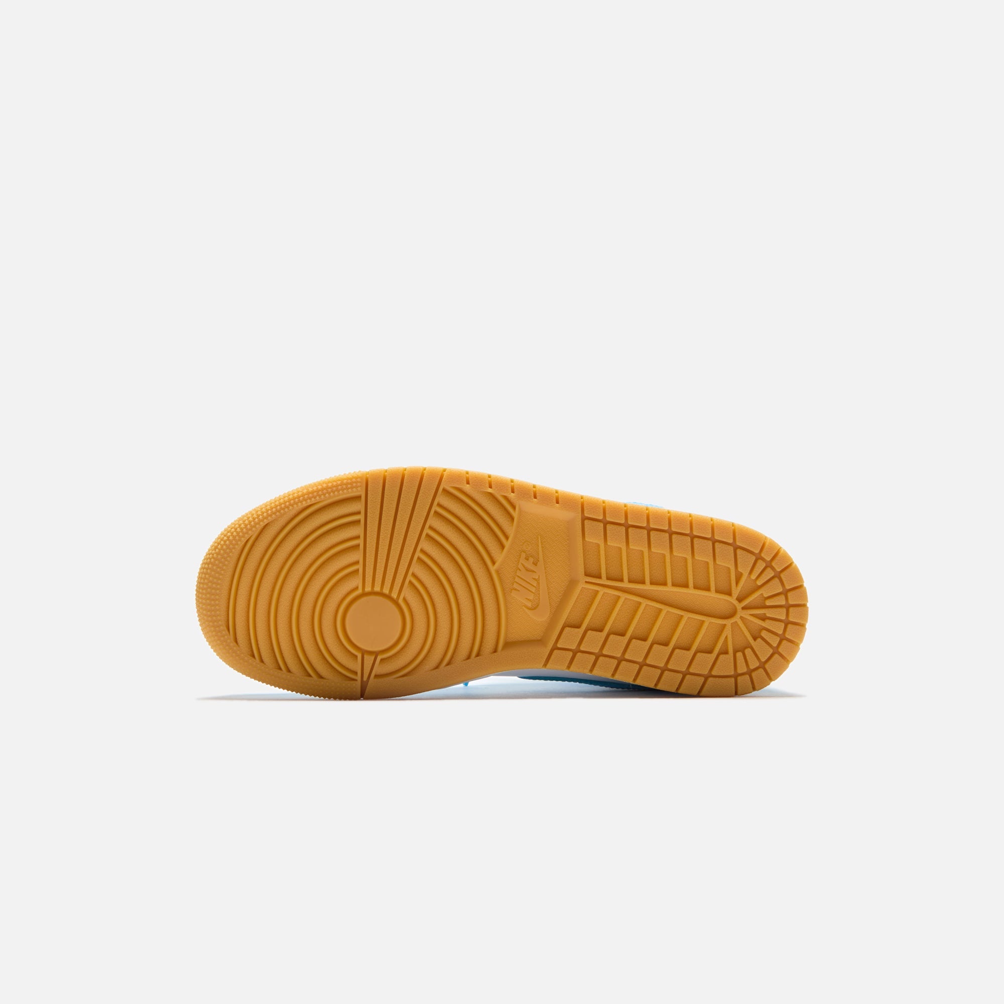Jordan WMNS Air Jordan 1 Low - White / Gum Light Brown / Dark Powder B | Kith White / Gum Light Brown / Dark Powder Blue