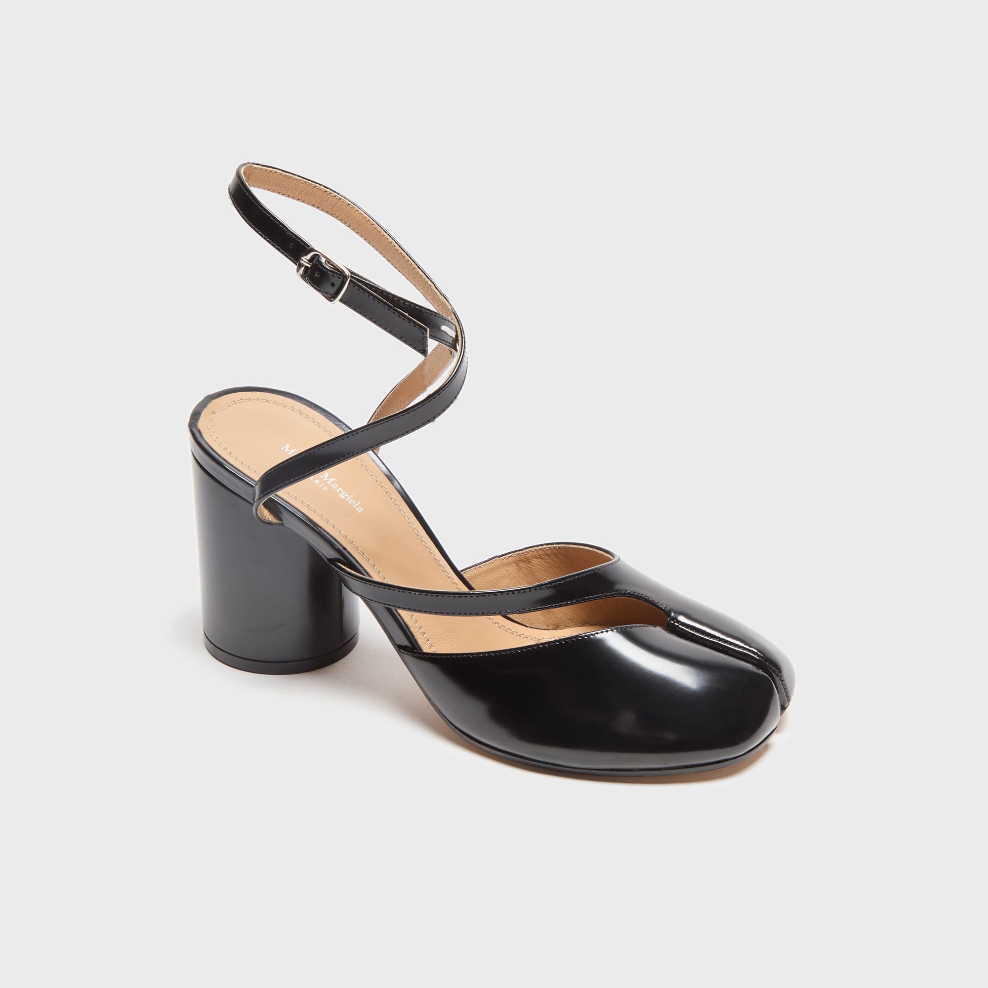 Maison Margiela Tabi Sandal Pump H80 - Black | Kith Black