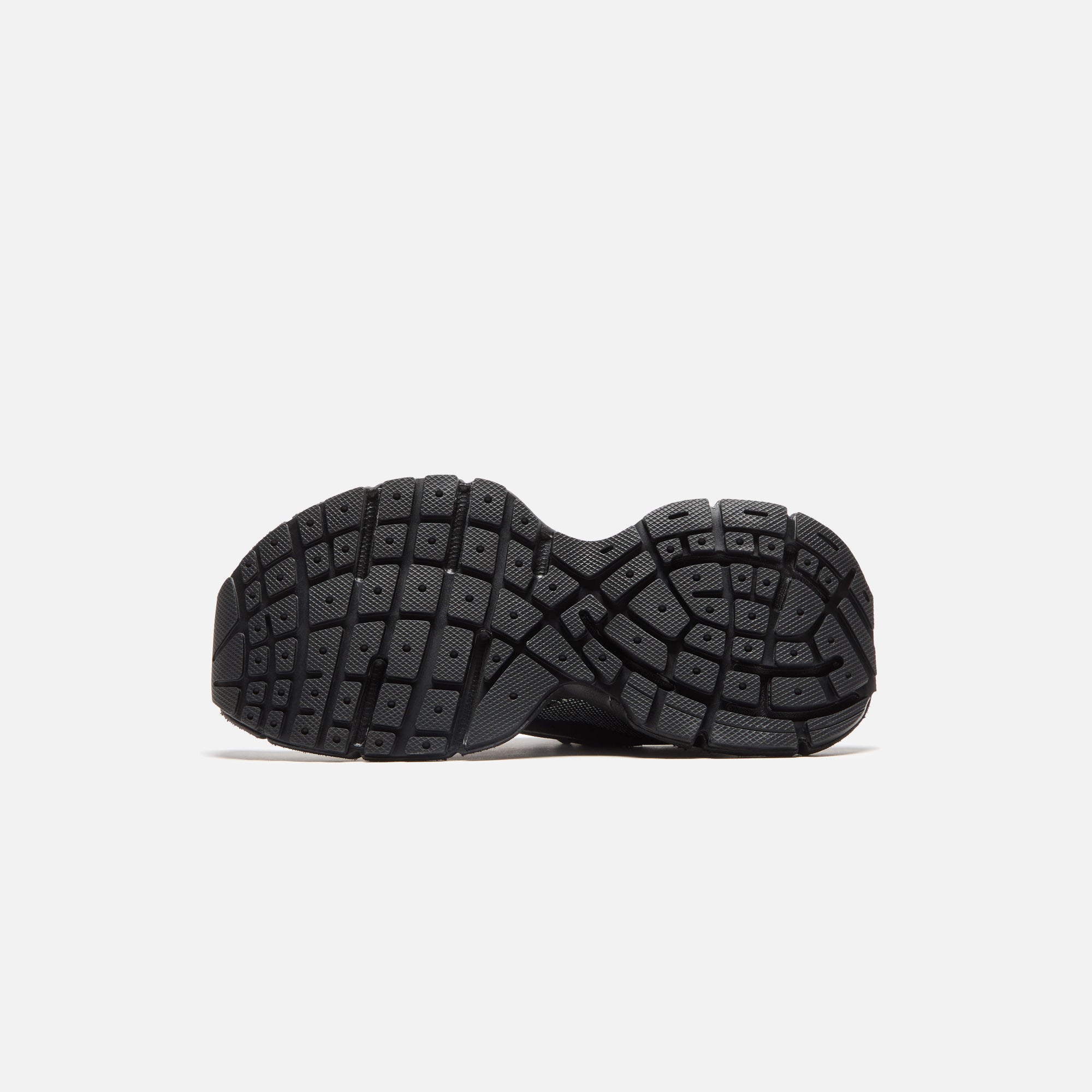 Balenciaga x Under Armour 3XL Knit Trainer - Black / White | Kith Black / White