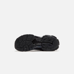 Balenciaga Runner Sneaker - Black | Kith Black