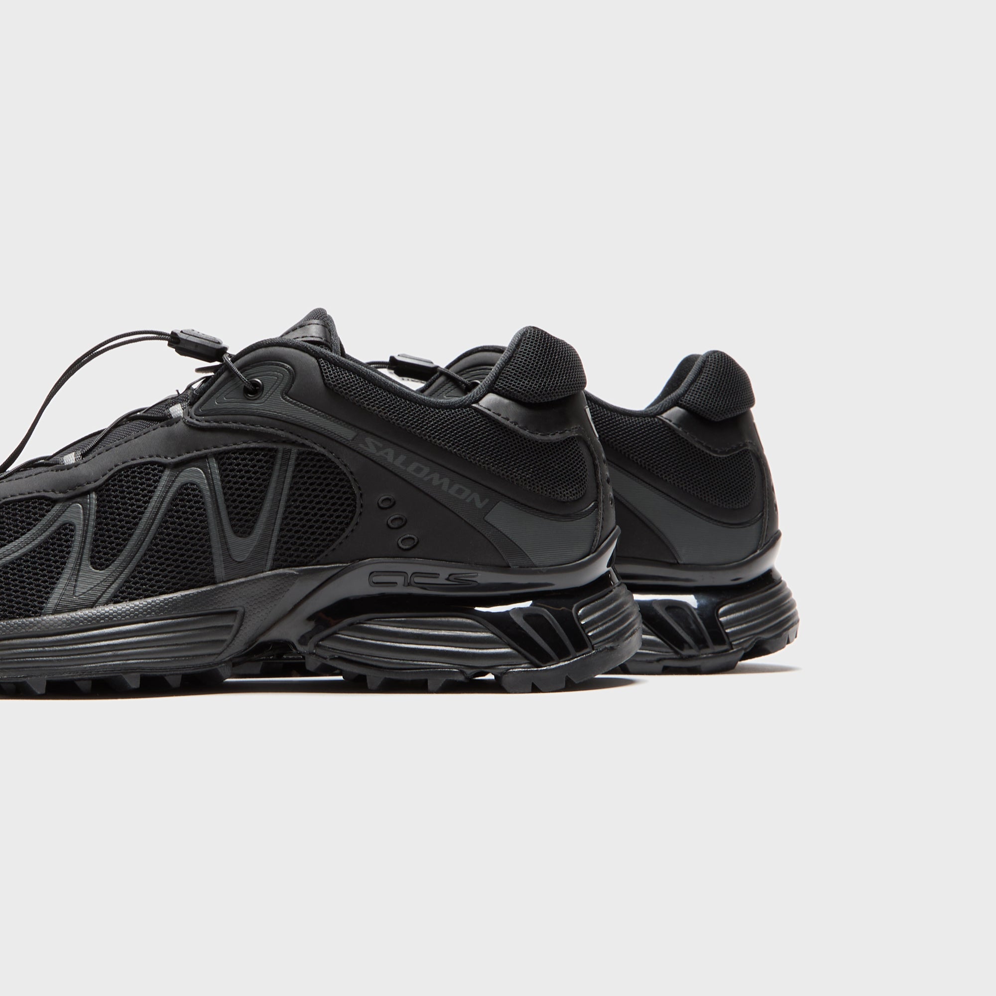 Salomon XT Whisper - Black / Black / Asphalt | Kith Black / Black / Asphalt