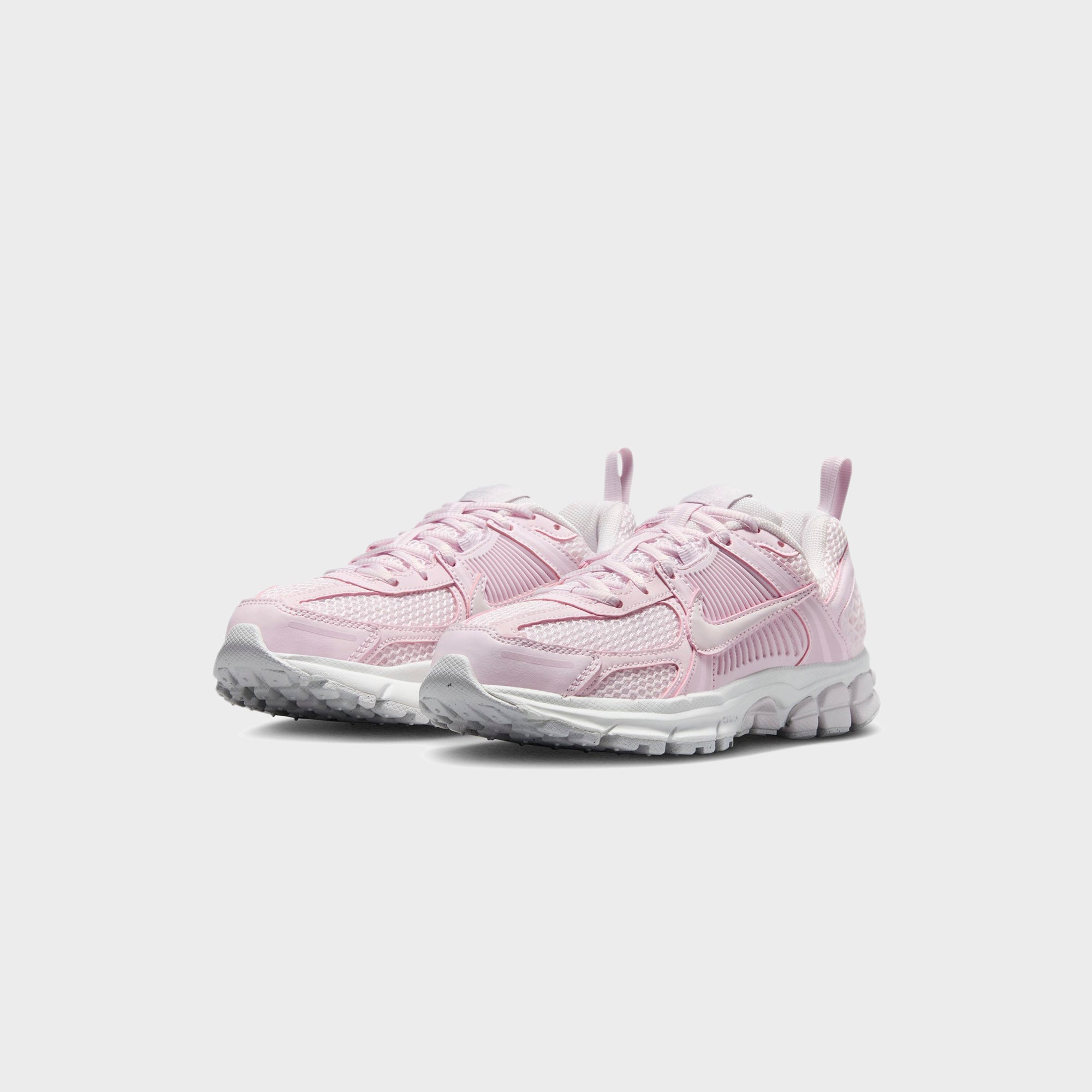 Nike GS Zoom Vomero 5 - Pearl Pink / Bleached Lilac / Summit White / V | Kith Pearl Pink / Bleached Lilac / Summit White / Vast Grey