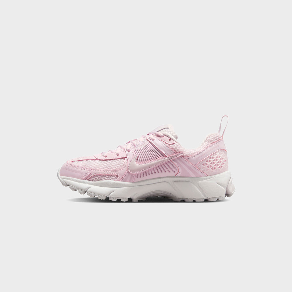 Nike GS Zoom Vomero 5 - Pearl Pink / Bleached Lilac / Summit White / V | Kith Pearl Pink / Bleached Lilac / Summit White / Vast Grey