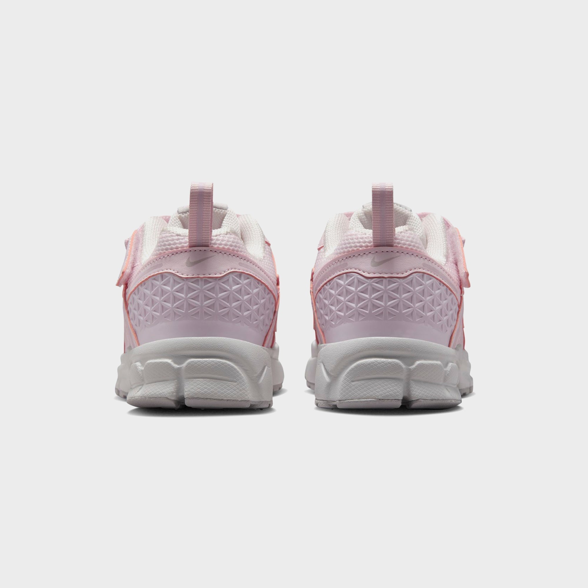 Nike PS Zoom Vomero 5 - Pearl Pink / Bleached Lilac / Summit White / V | Kith Pearl Pink / Bleached Lilac / Summit White / Vast Grey