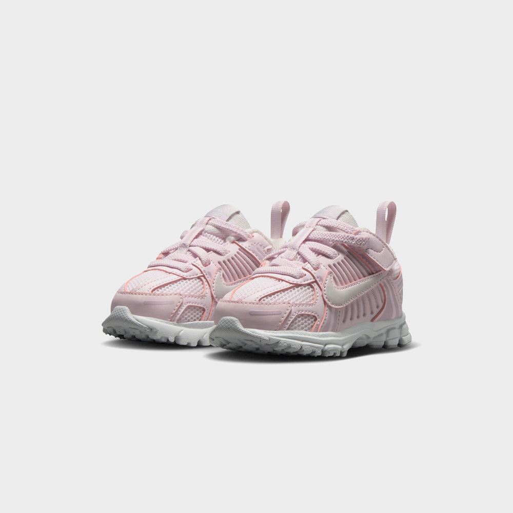 Nike TD Zoom Vomero 5 - Pearl Pink / Bleached Lilac / Summit White / V | Kith Pearl Pink / Bleached Lilac / Summit White / Vast Grey