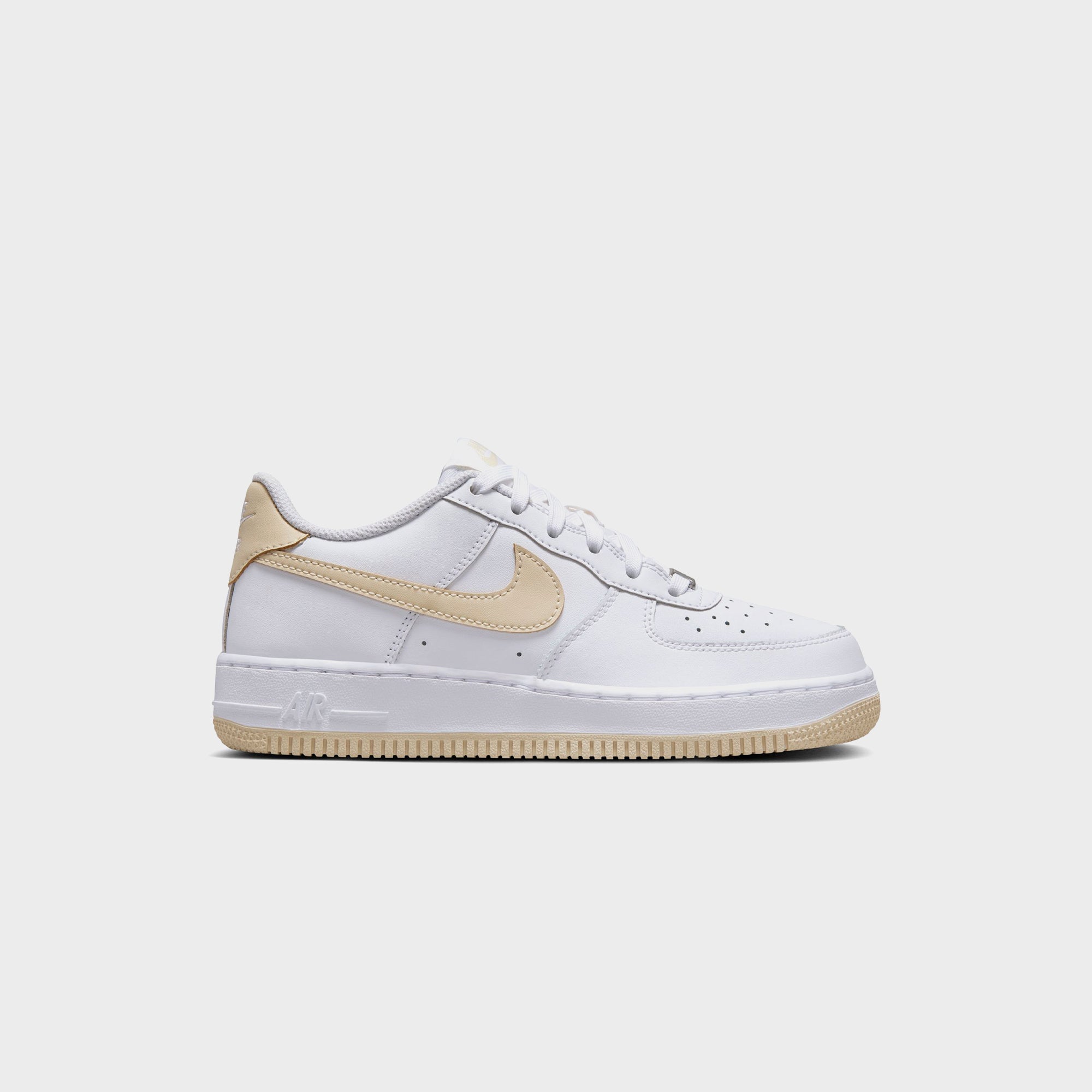 Nike GS Air Force 1 Bg - White / Light Khaki | Kith White / Light Khaki