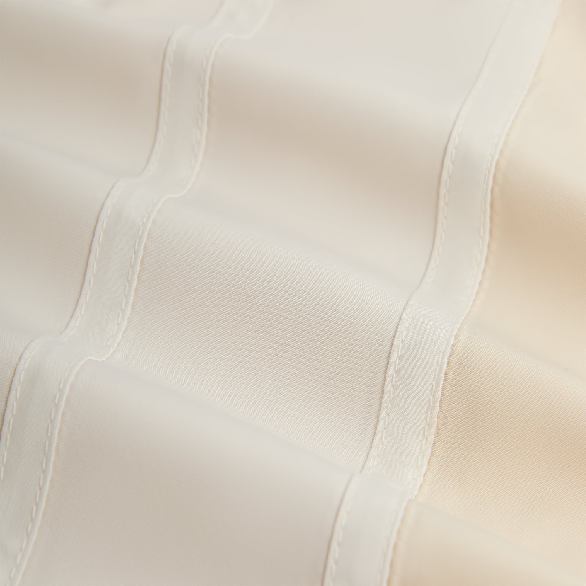 Kith Transitional Active Mason Short - Veil | Kith Veil
