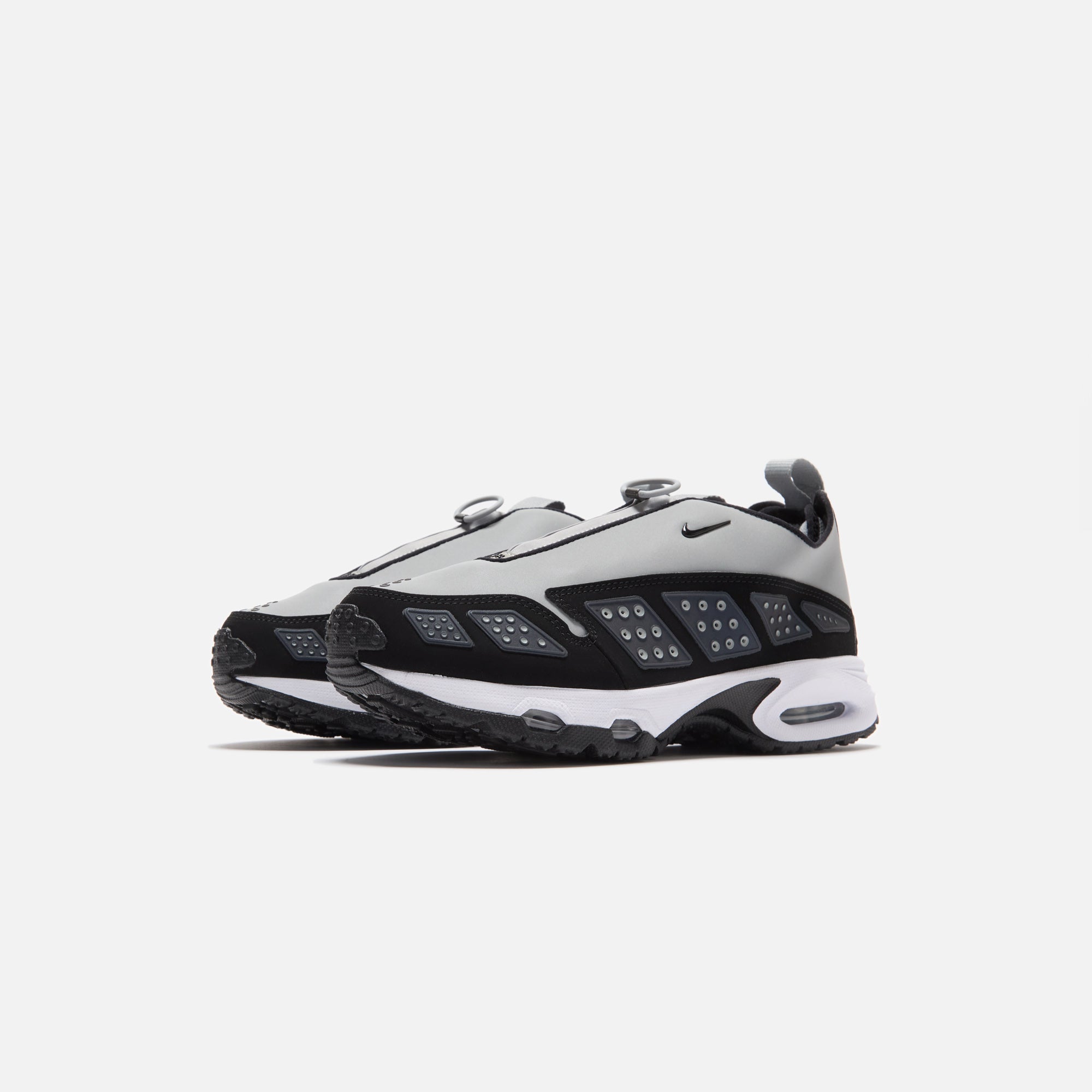 Nike WMNS Air Max SNDR - Silver / Black / White / Anthracite | Kith Silver / Black / White / Anthracite