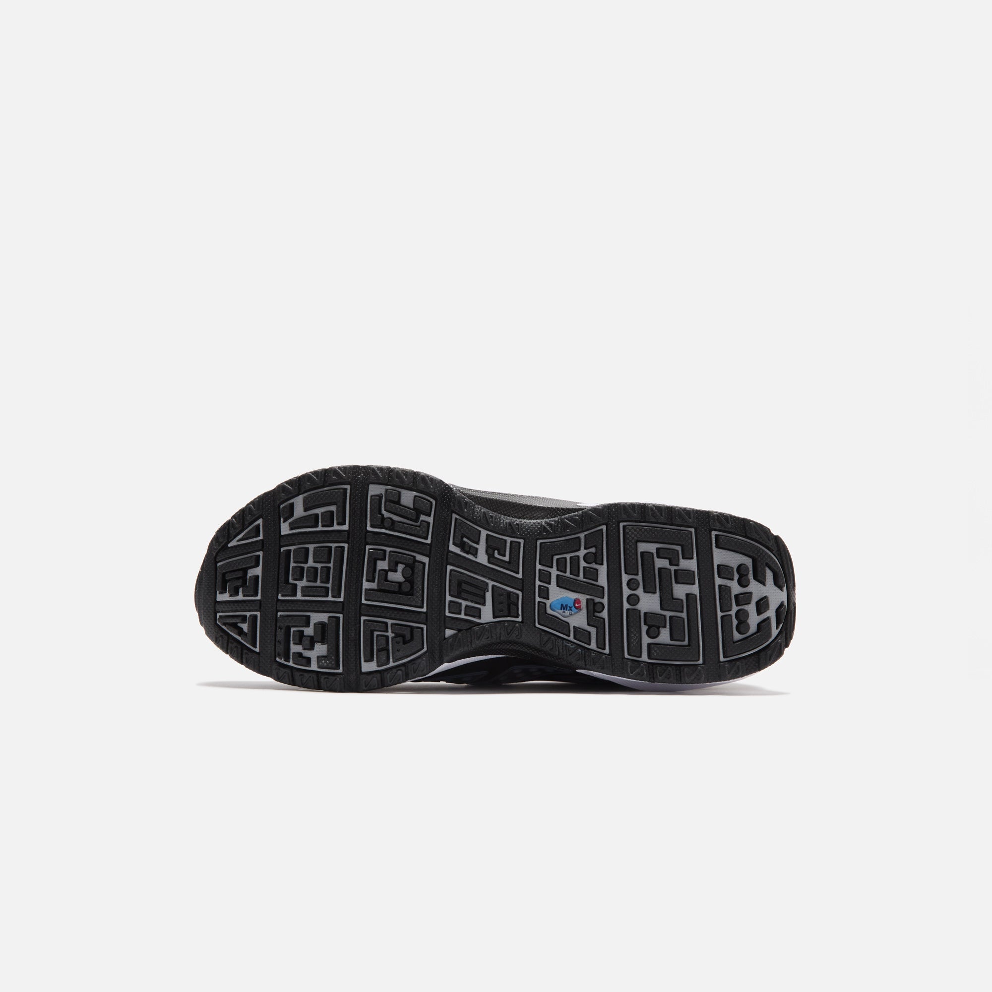 Nike WMNS Air Max SNDR - Silver / Black / White / Anthracite | Kith Silver / Black / White / Anthracite