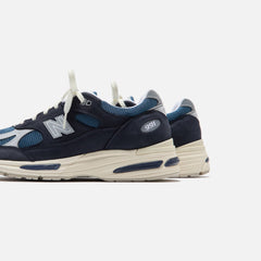 New Balance Made in UK 991v2 - Vintage Navy / Grey | Kith Vintage Navy / Grey