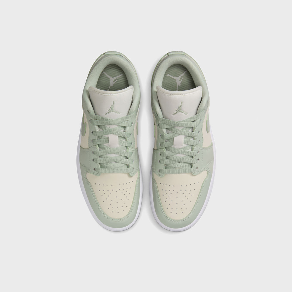 Jordan WMNS Air Jordan 1 Low SE - Sail / Seafoam / Metallic Silver / W | Kith Sail / Seafoam / Metallic Silver / White