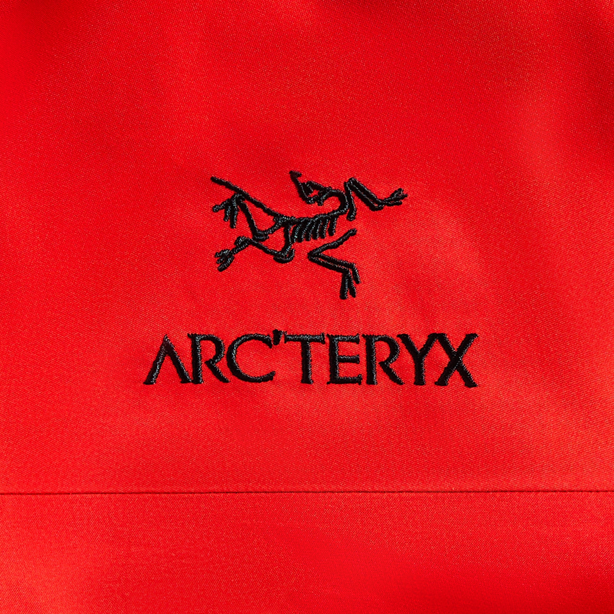 Arc'teryx Alpha SV Jacket - Dynasty / Black | Kith Dynasty / Black