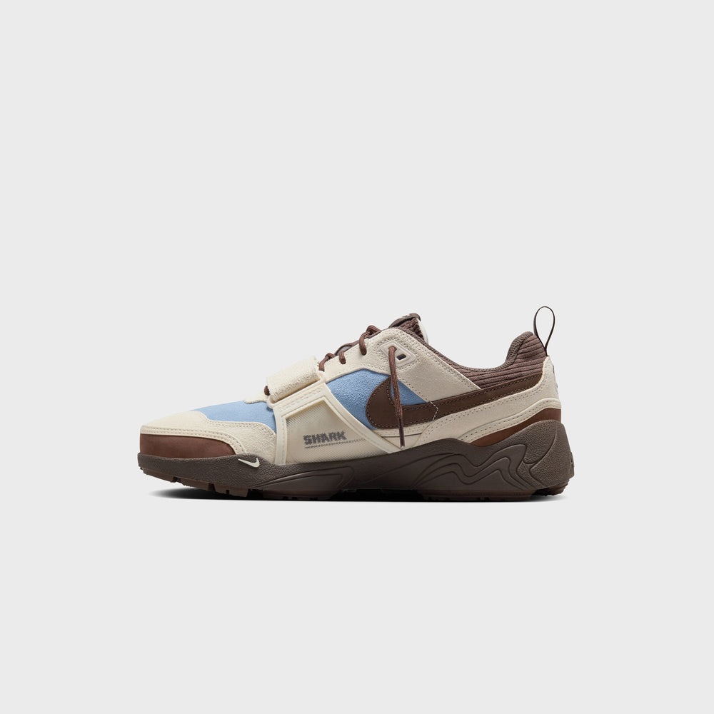 Nike x Travis Scott Nike Zoom Field Jaxx - Leche Blue / Baroque Brown | Kith Leche Blue / Baroque Brown / Pale Ivory / Light Chocolate