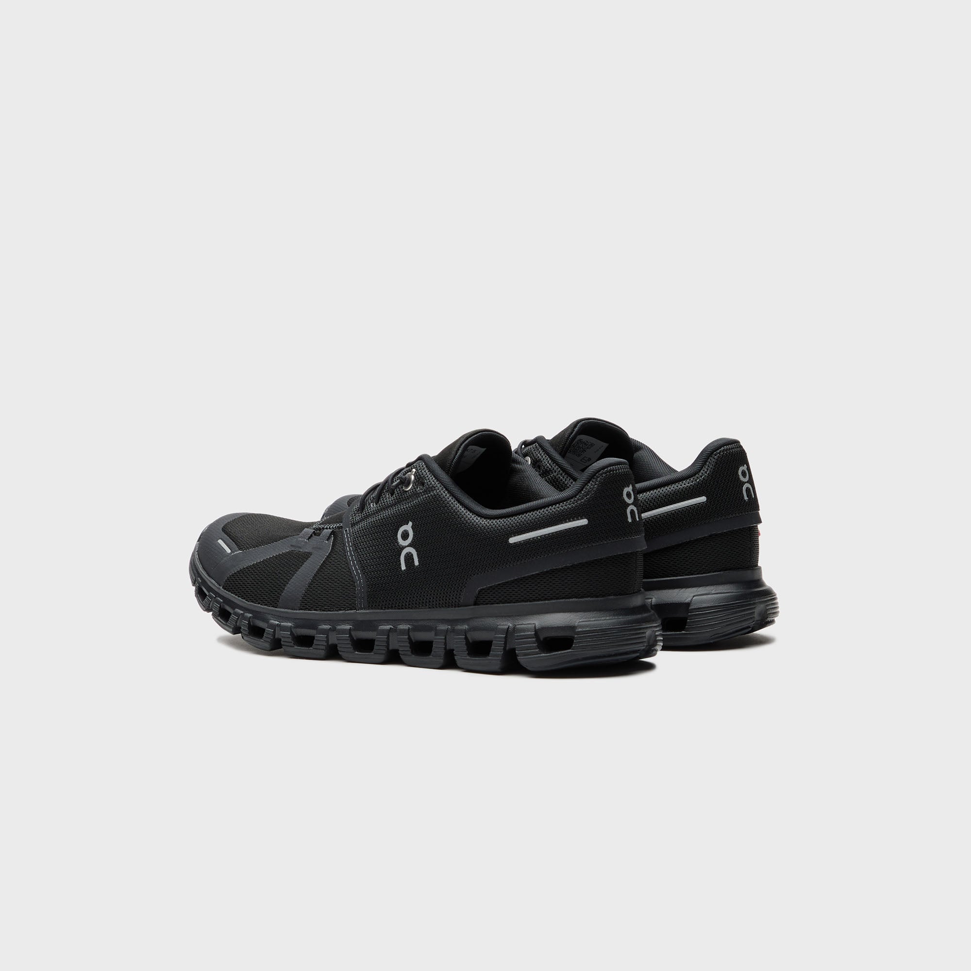 On Running Cloud 6 - Black | Kith Black