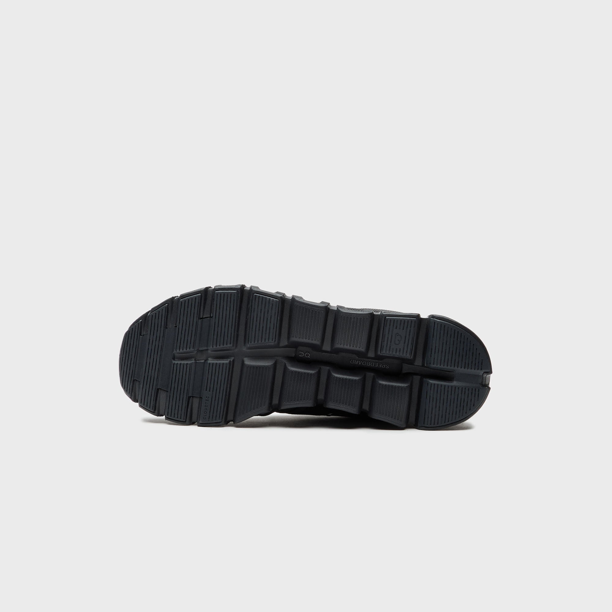 On Running Cloud 6 - Black | Kith Black