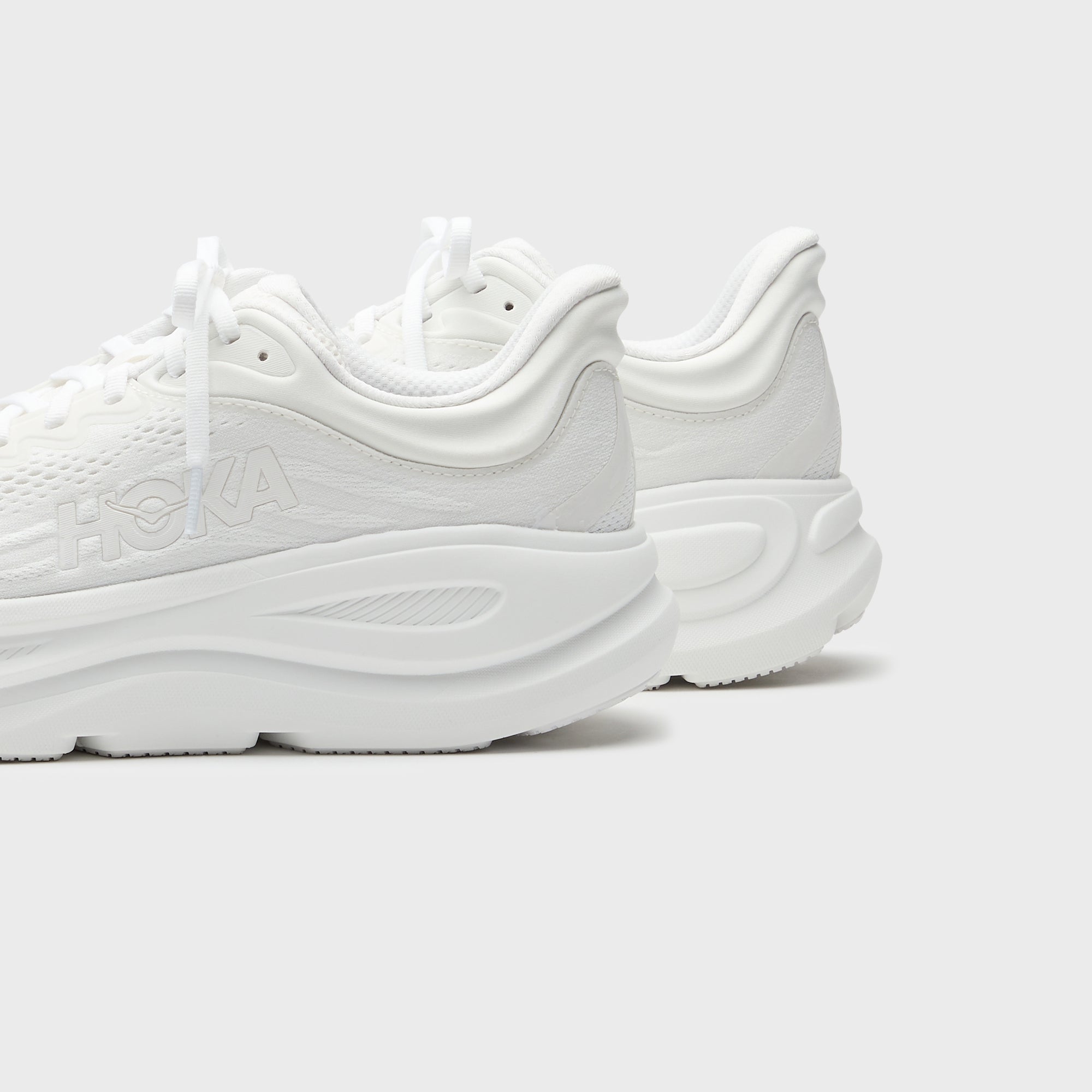HOKA WMNS Bondi 9 - White | Kith White