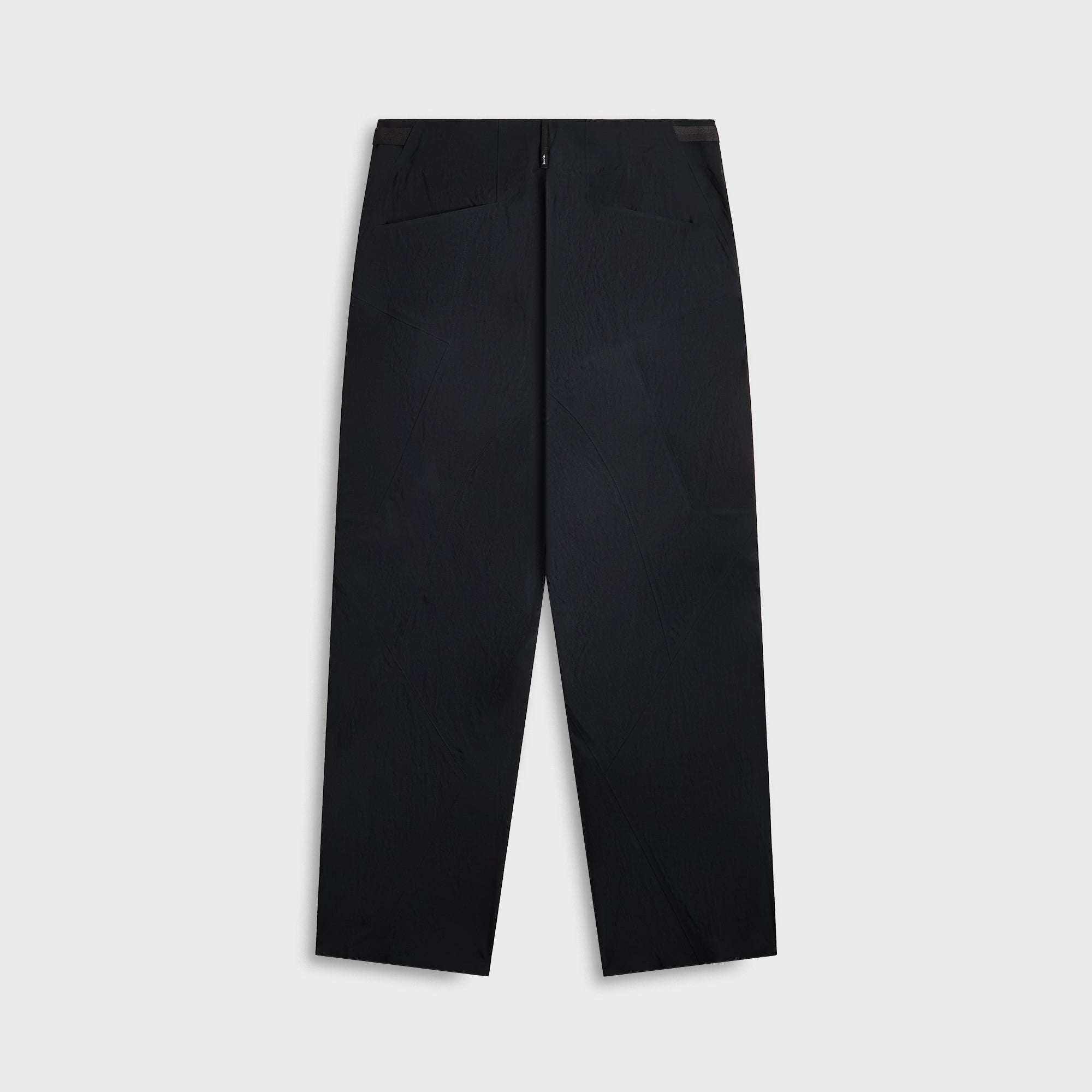 Veilance Spere LT Cargo Pant - Dark Black | Kith Dark Black