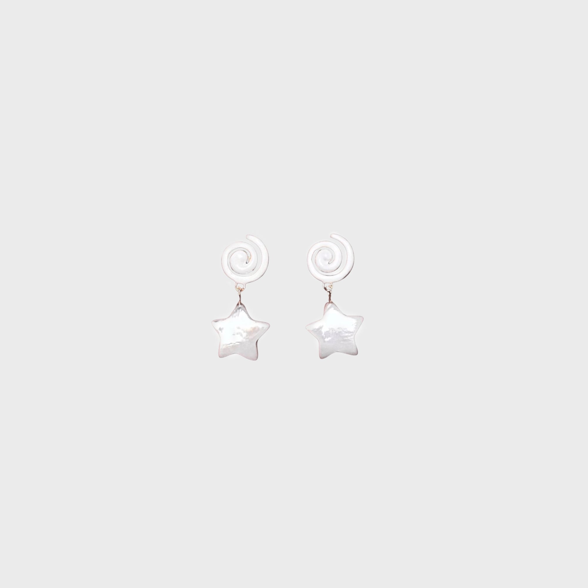 Notte Swirly Star Glow Earring - White | Kith White