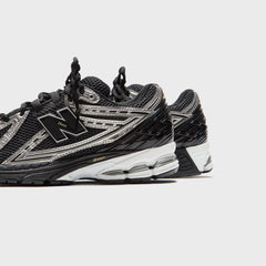 New Balance 1906 - Black / Dark Silver Metallic | Kith Black / Dark Silver Metallic