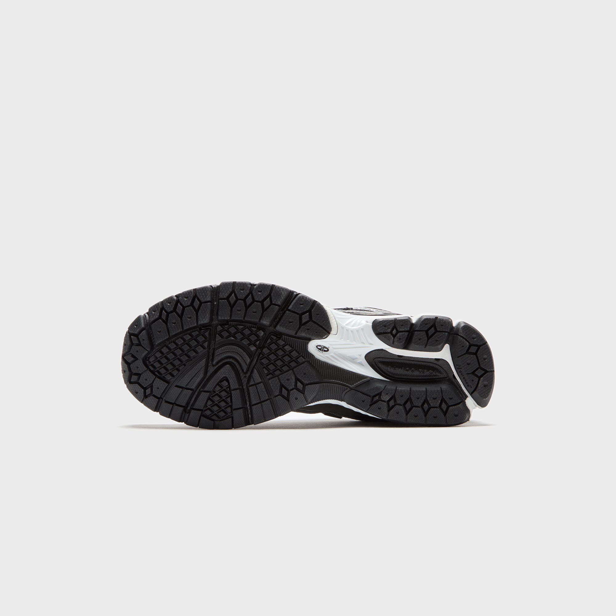 New Balance 1906 - Black / Dark Silver Metallic | Kith Black / Dark Silver Metallic