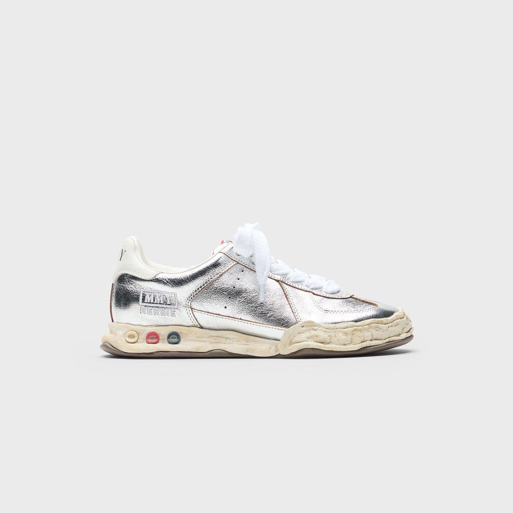 Mihara Yasuhiro Herbie Original Sole Wrinkled Leather Low Top Sneaker | Kith Silver